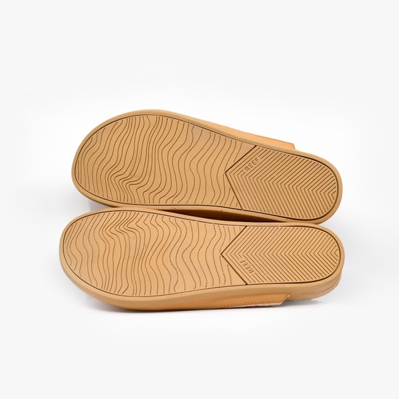 REEF Puff Puff Sage in Desert Sand US 11 - Picture 5 of 11